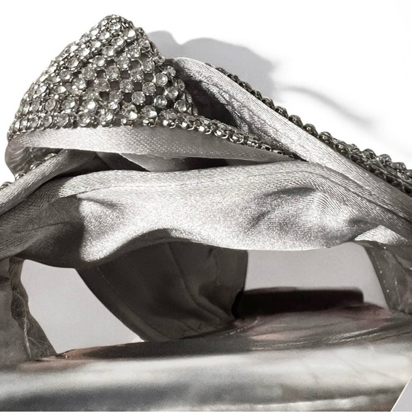 🌻NEW NWOT Sam Edelman Issie Silver Embellished Knotted Slide Sandals Size 8.5 - Picture 13 of 14
